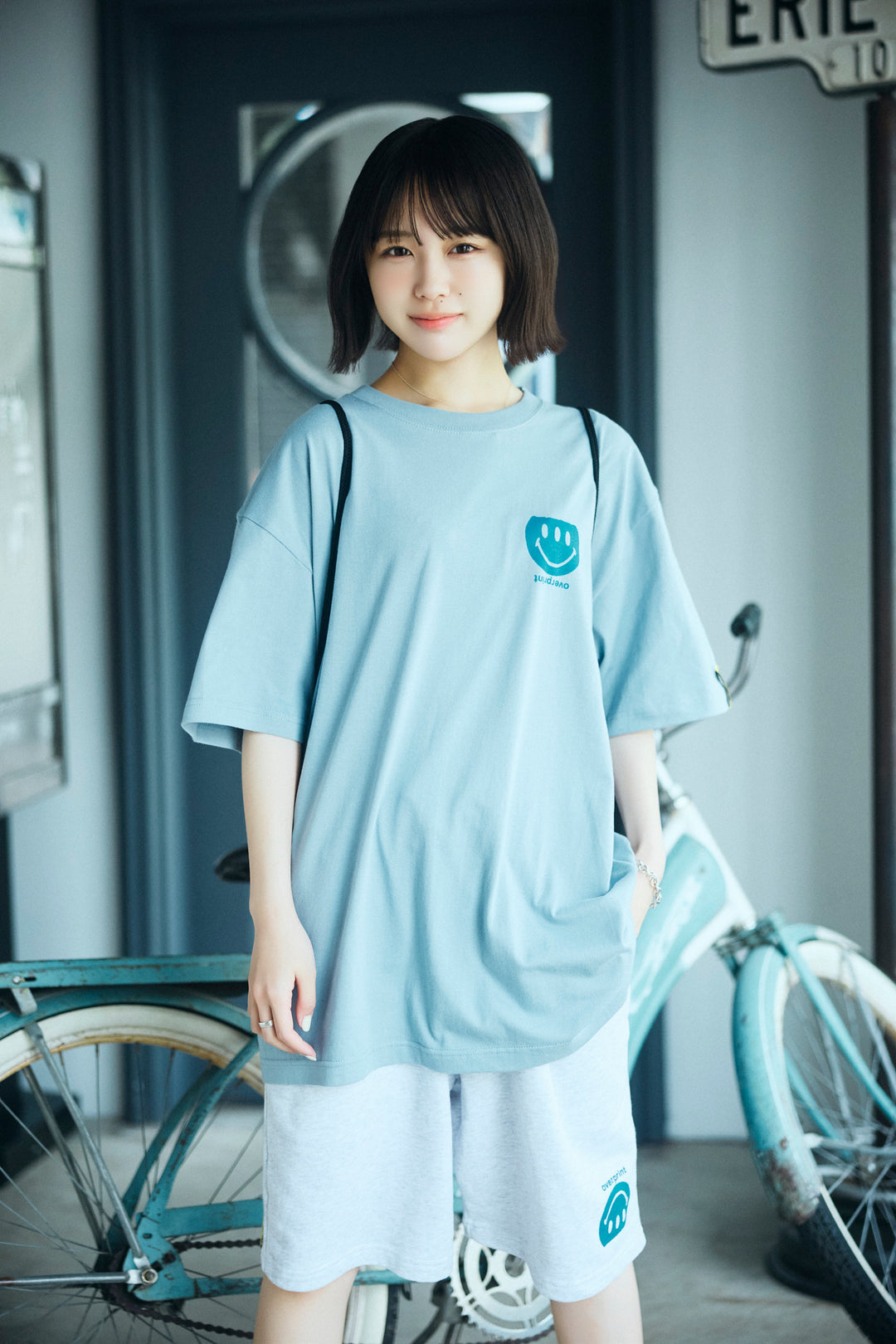 ICONIC Tee
