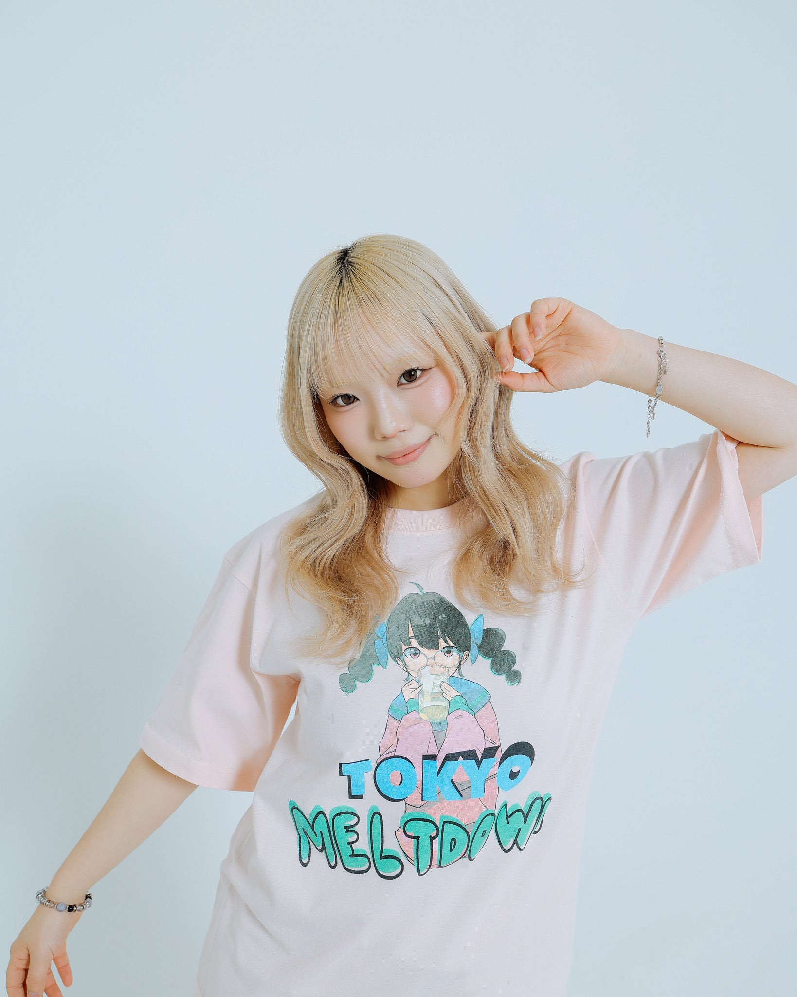 OVER PRINT/なえなの/Tシャツ/コットン/グレー ＞≪ 【公式通販】