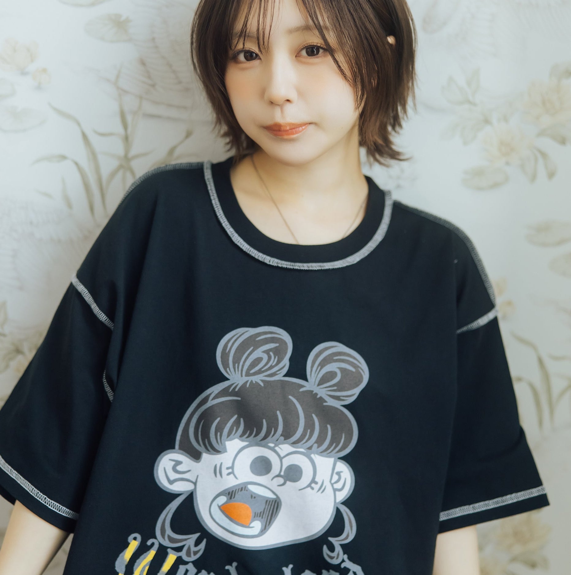 Wonderland Tee – over print