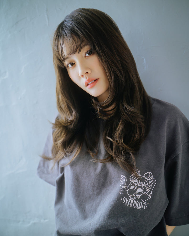 Peek a boo Tee