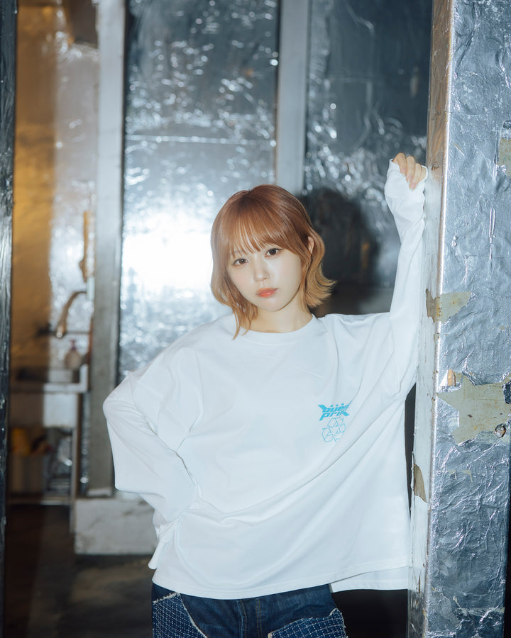 Rabbit slit LS Tee