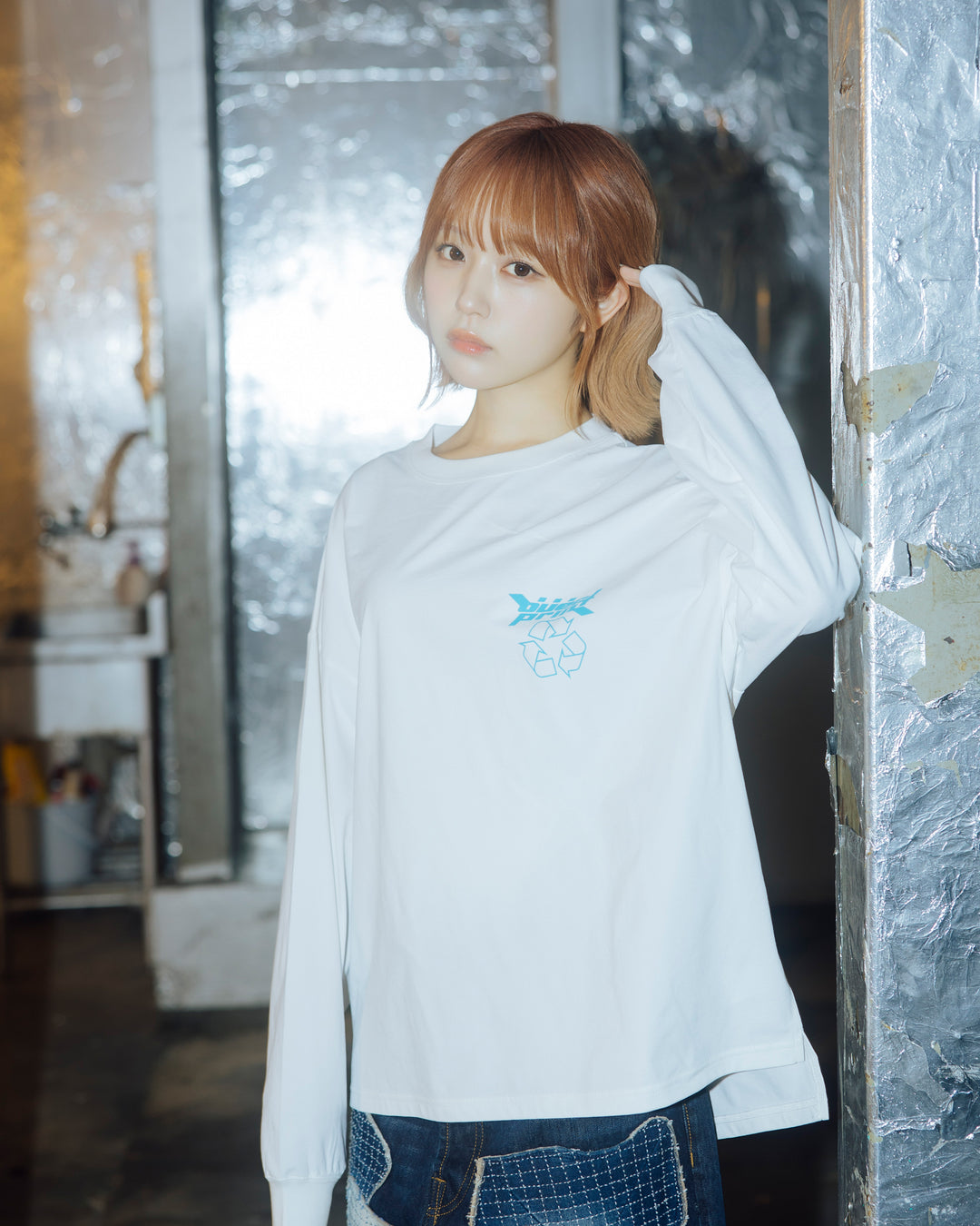 Rabbit slit LS Tee