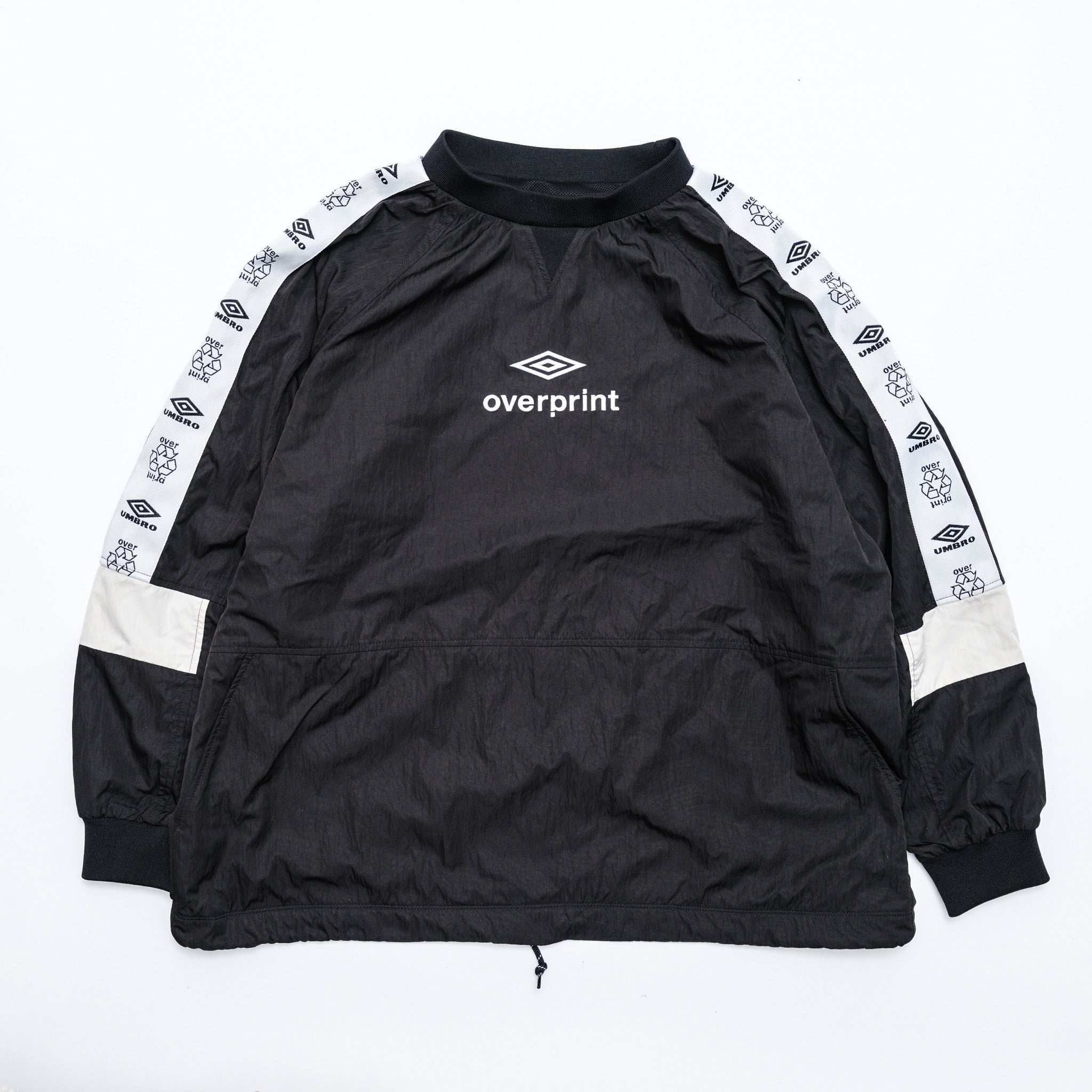 Umbro 黒 長袖 トレーナー overprint UMBRO * over print Drill top