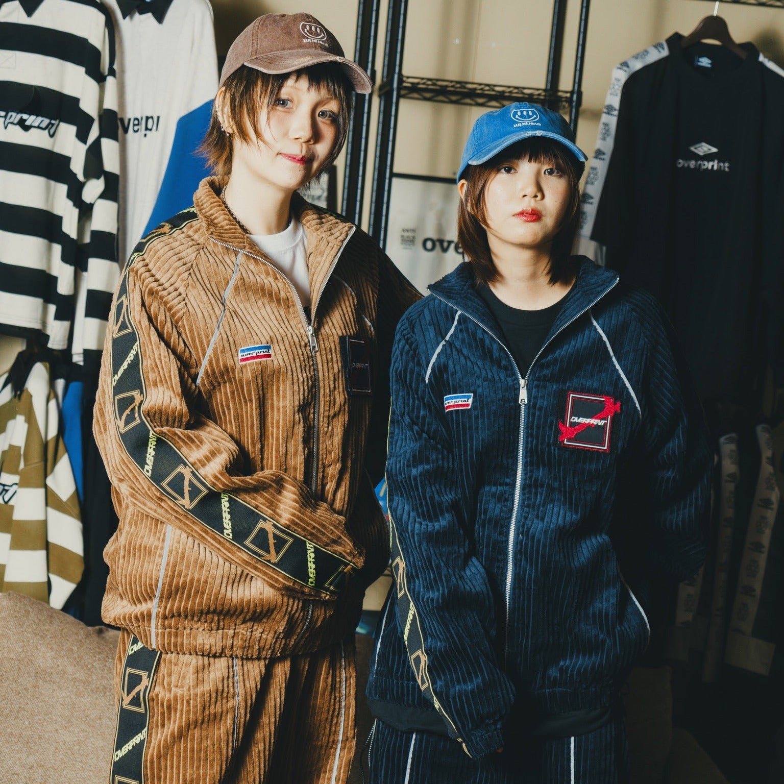 90's Burberry バーバリー 太畝 コーデュロイジャケット フード付き Corduroy jersey jacket – over print