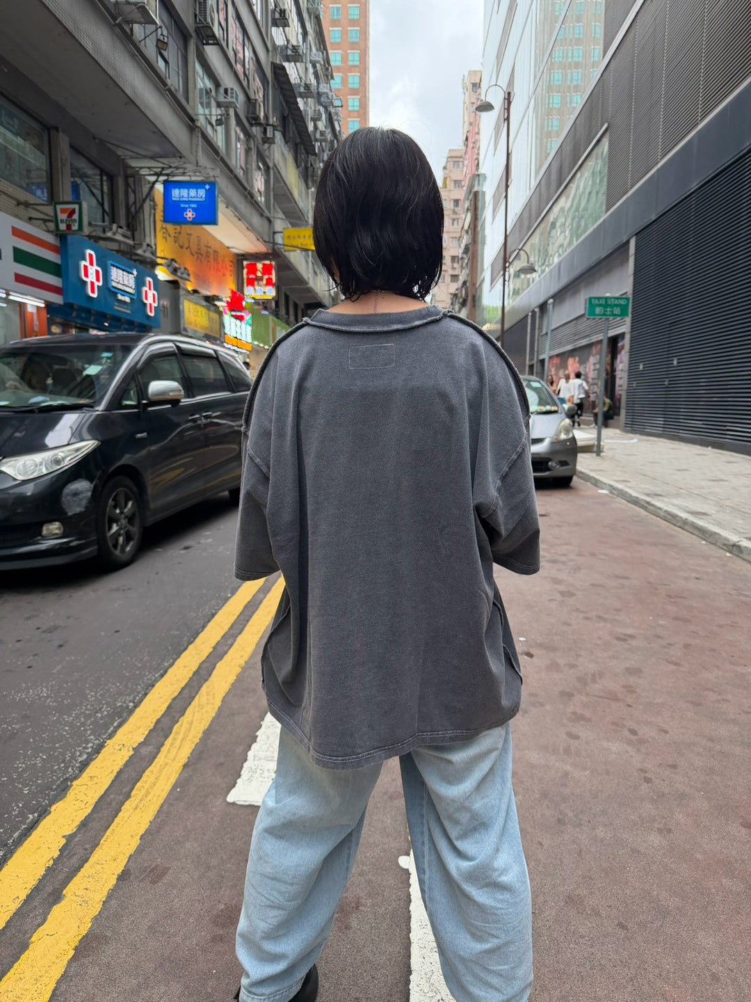 WHO THE WIDE Tee