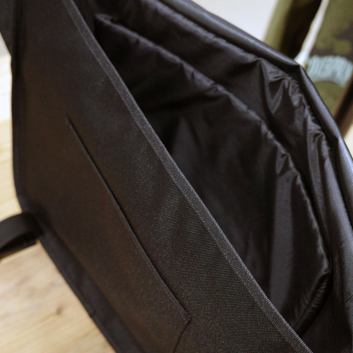 (5.2 22:00new release)ICONIC Messenger Bag